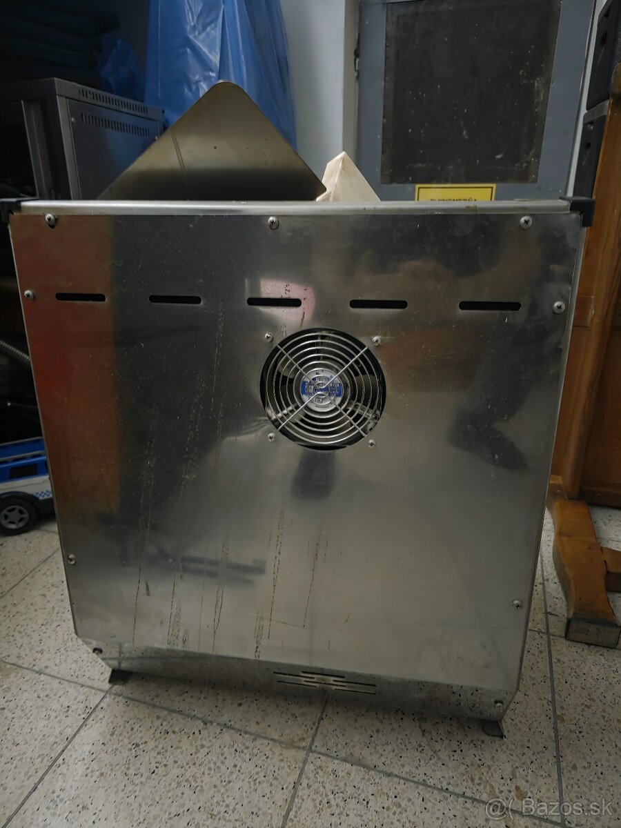 vyvaľovač cesta - 2