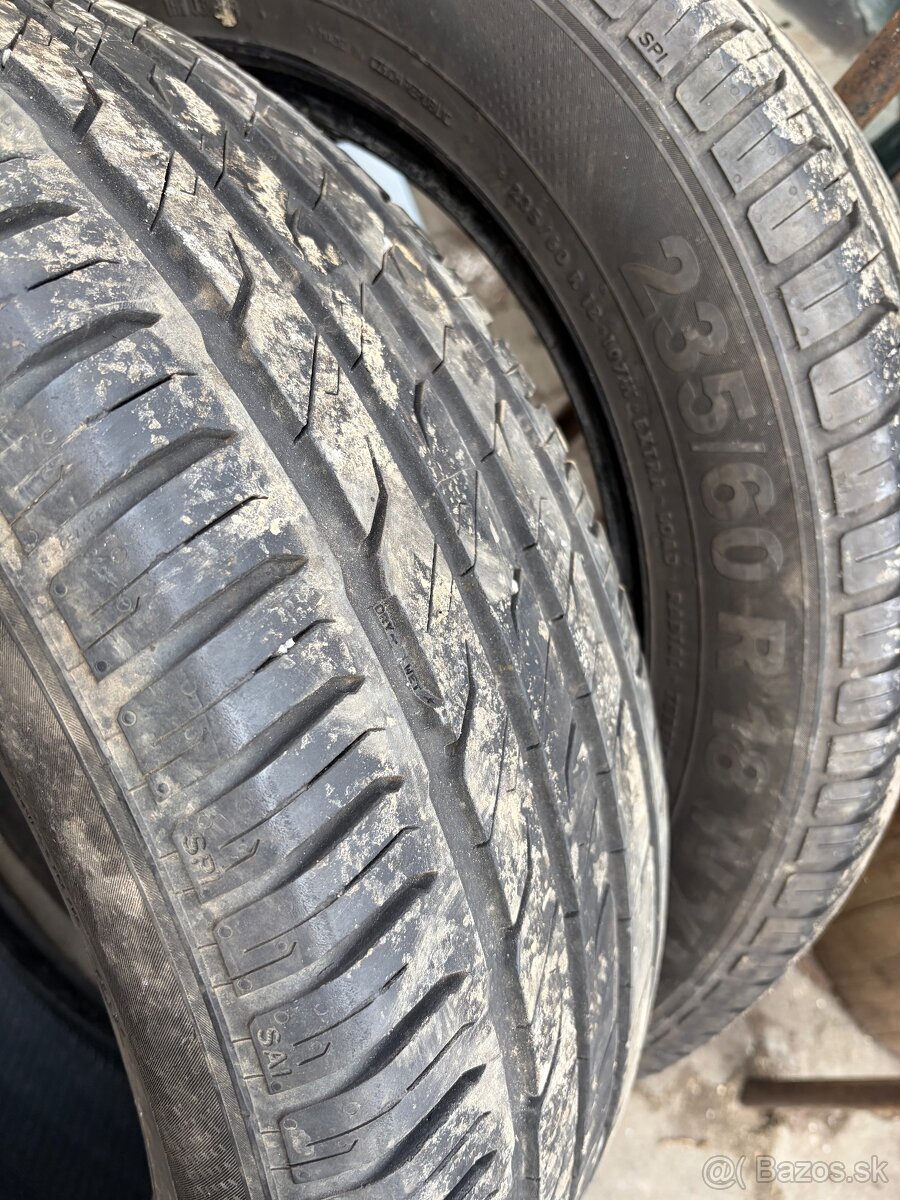 235/60R18 - 2