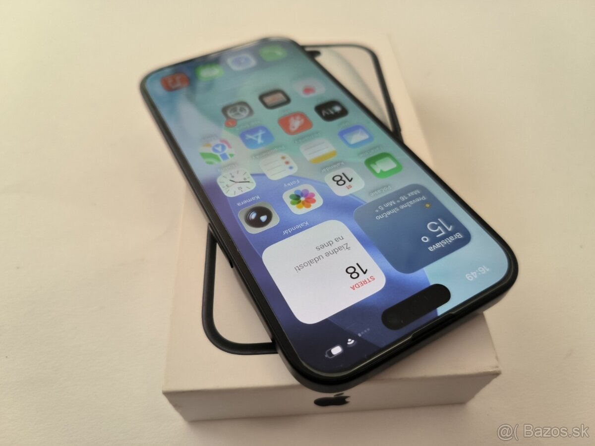 apple iphone 15 256gb Midnight / Batéria 85% - 2