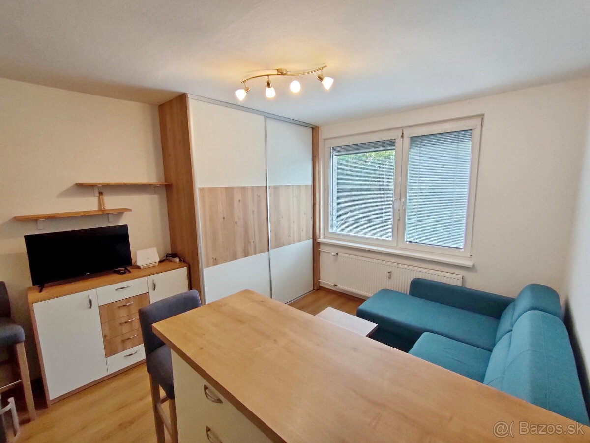Prenájom - garsónka - Zlaté Moravce - 2