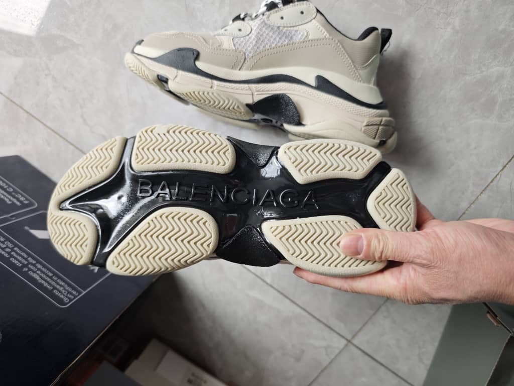 Balenciaga triple-s tenisky - 2