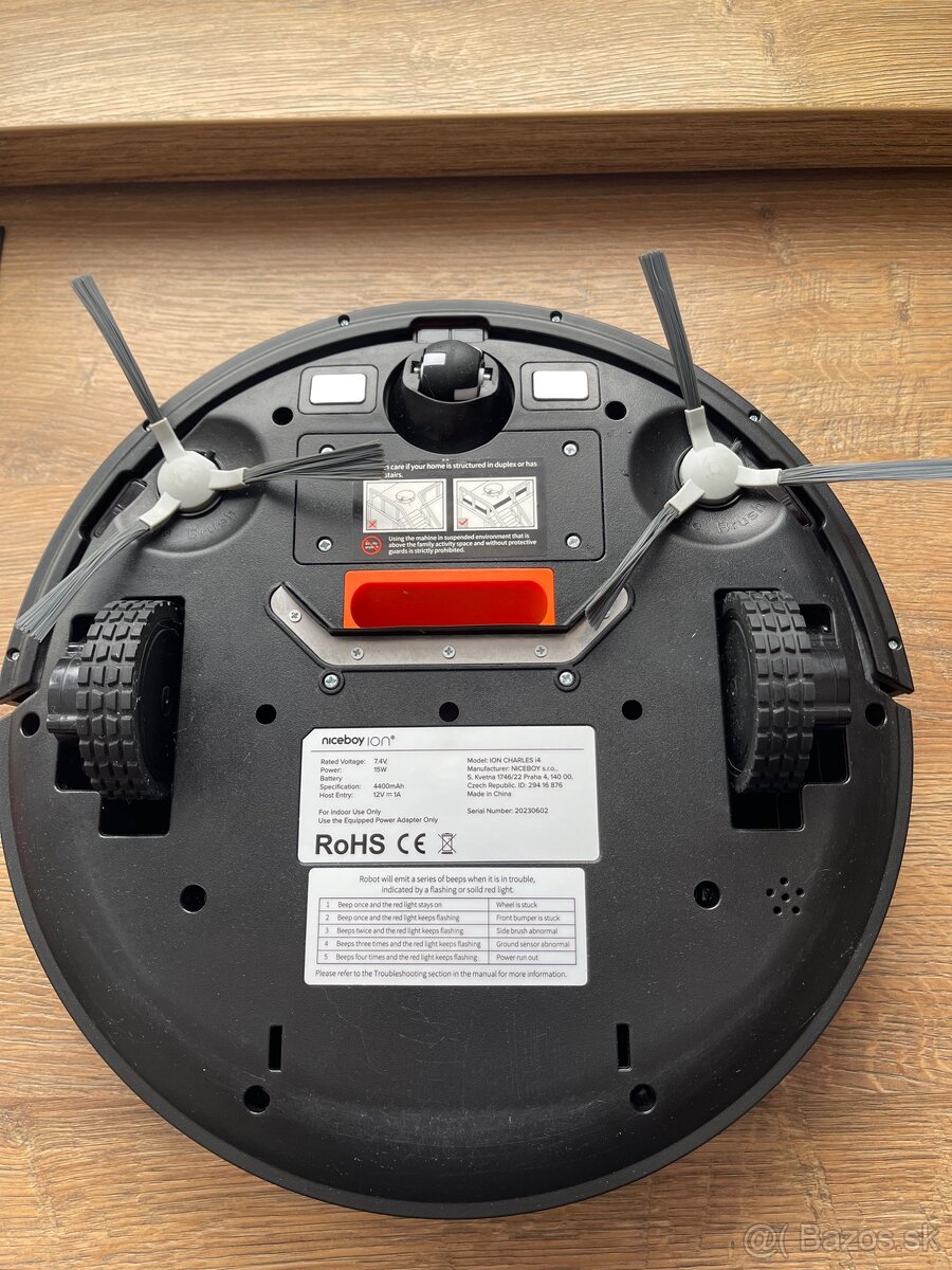 Robotický vysávač s mopom Niceboy - 2