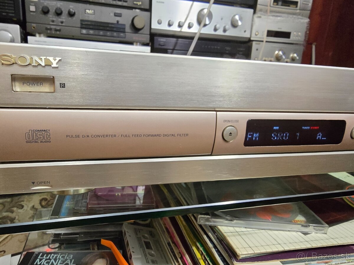 SONY RXD-700 cd receiver 3 v jednom - 2