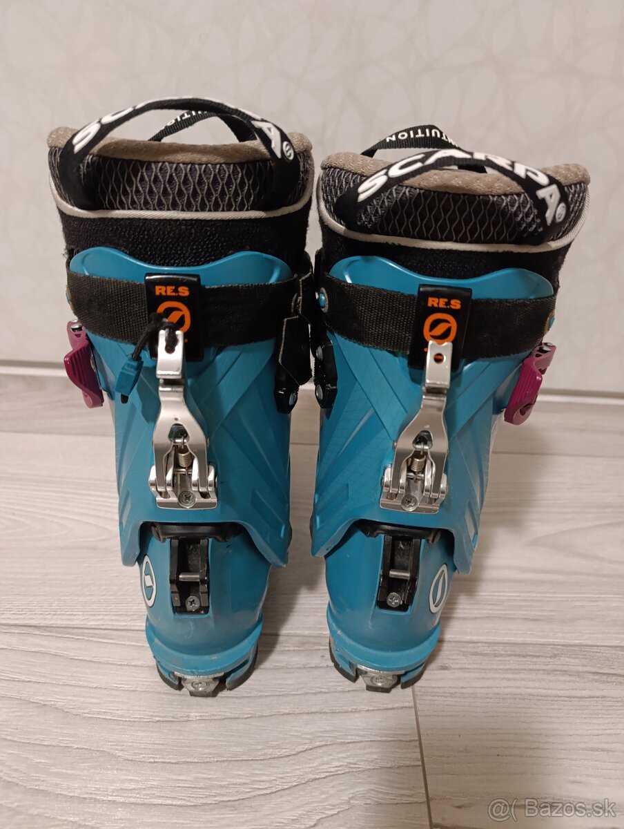 Scarpa f1 vel.23/36 - 2