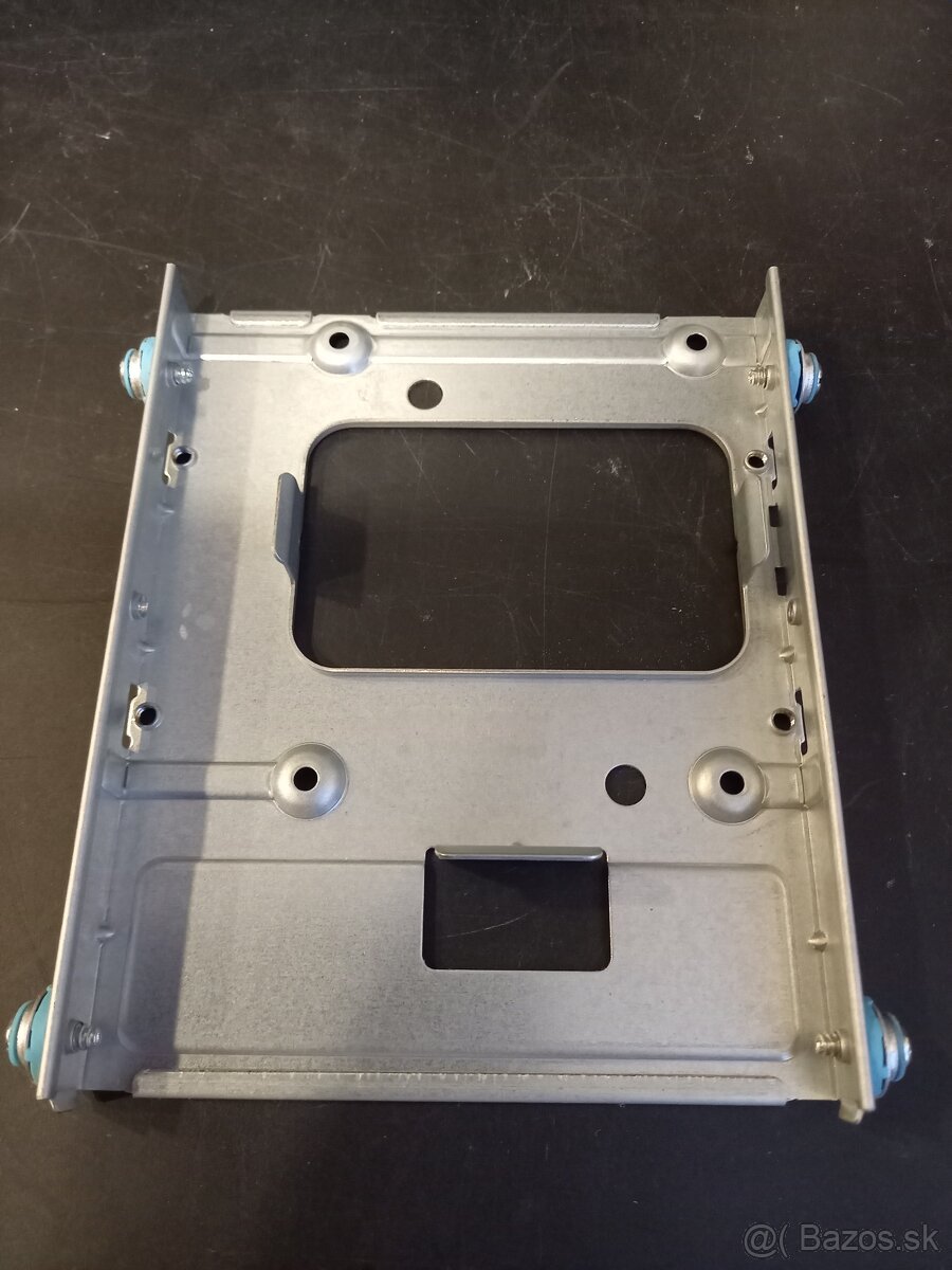 ramik pre montaz 2,5" HDD do 3,5" pozicie v PC - 2