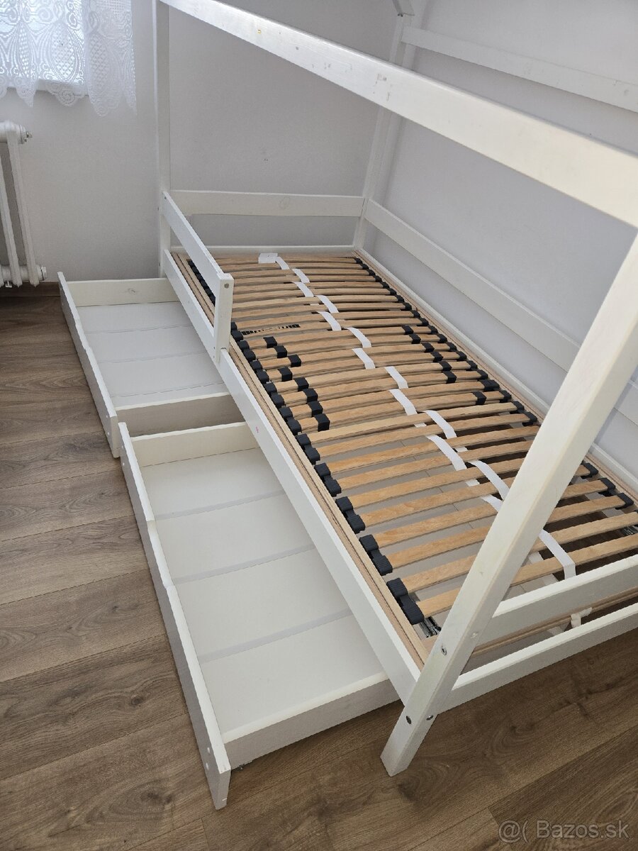 Detska postel domcek - 2