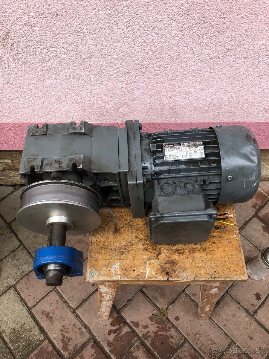 Motor s prevodovkou - 2