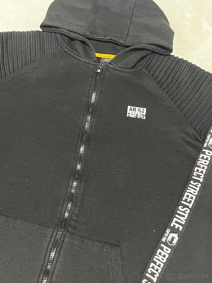 Mikina chlapčenská - 2