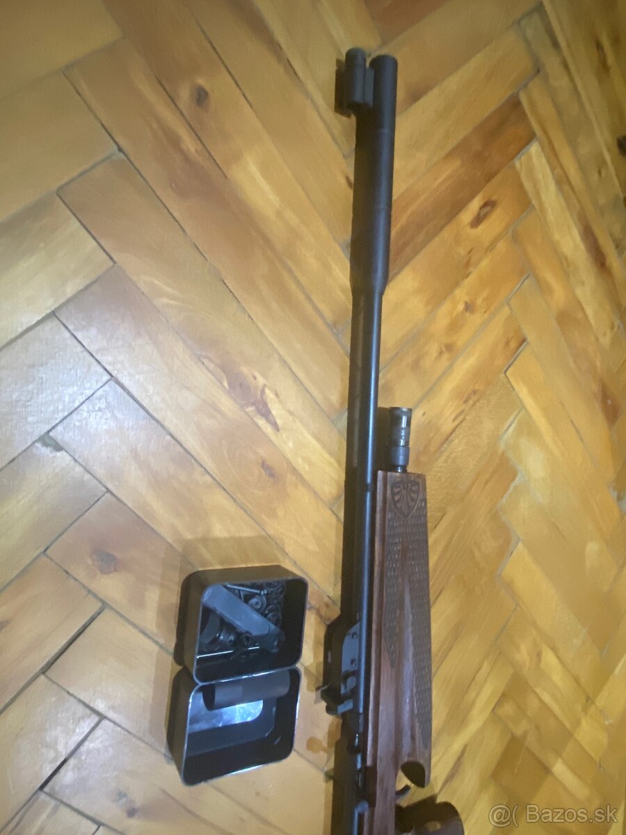 Vzduchovka Brno Tau 200 - 2