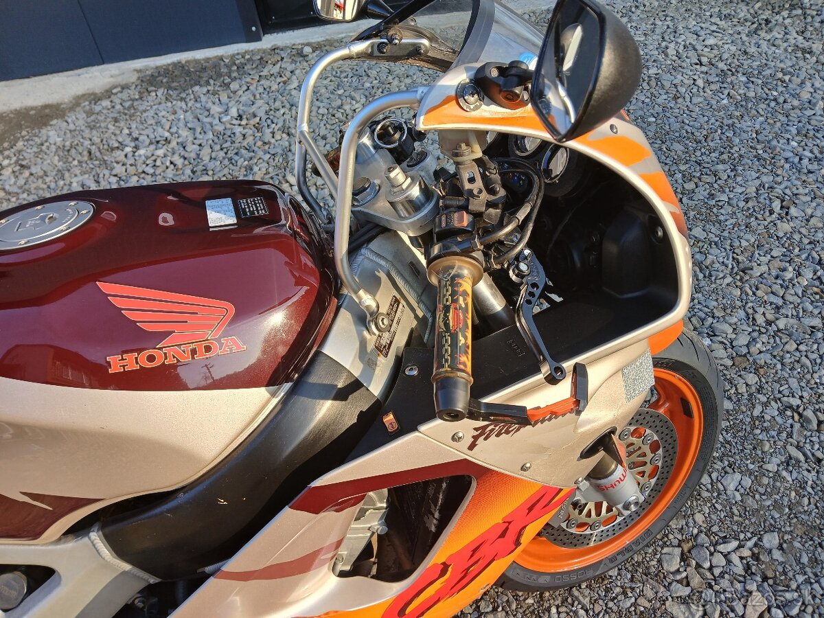 Honda 900 rr - 2