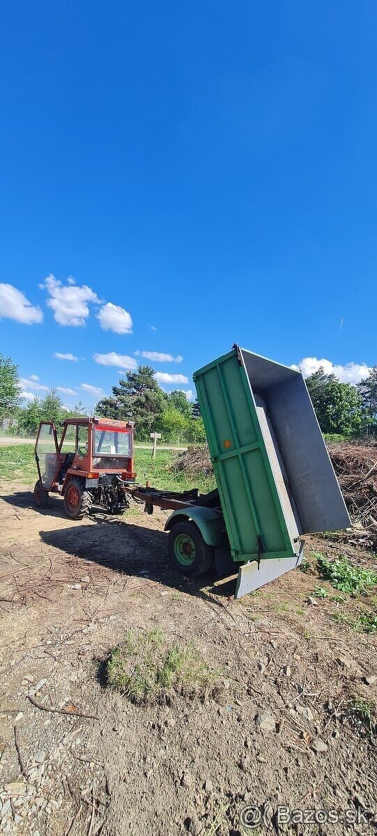 predaj vlecku sklapac za traktor - - 2