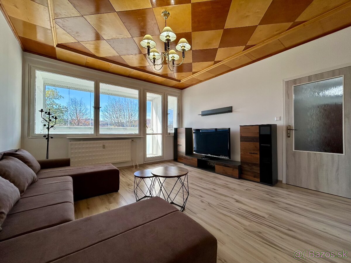 Na prenájom priestranný 3 izbový byt s loggiou, Púchov - 2