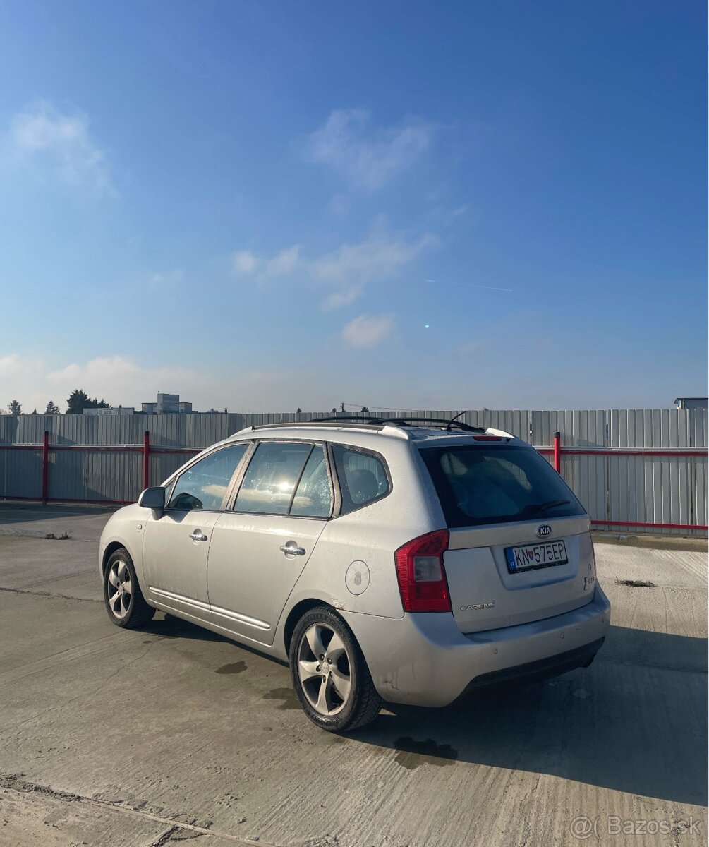 KIA CARENS 2.0D AUTOMAT - 2