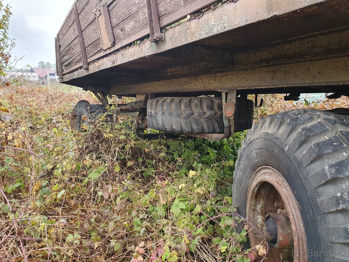 Predám vlečku 7t za traktor - 2