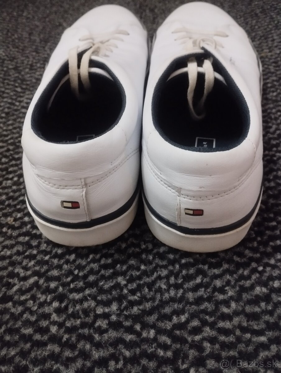 Predám úplne nové tenisky Tommy Hilfiger - 2