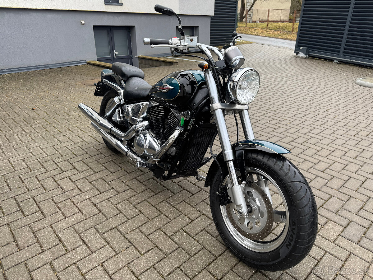 Suzuki VZ 800 Marauder - 2