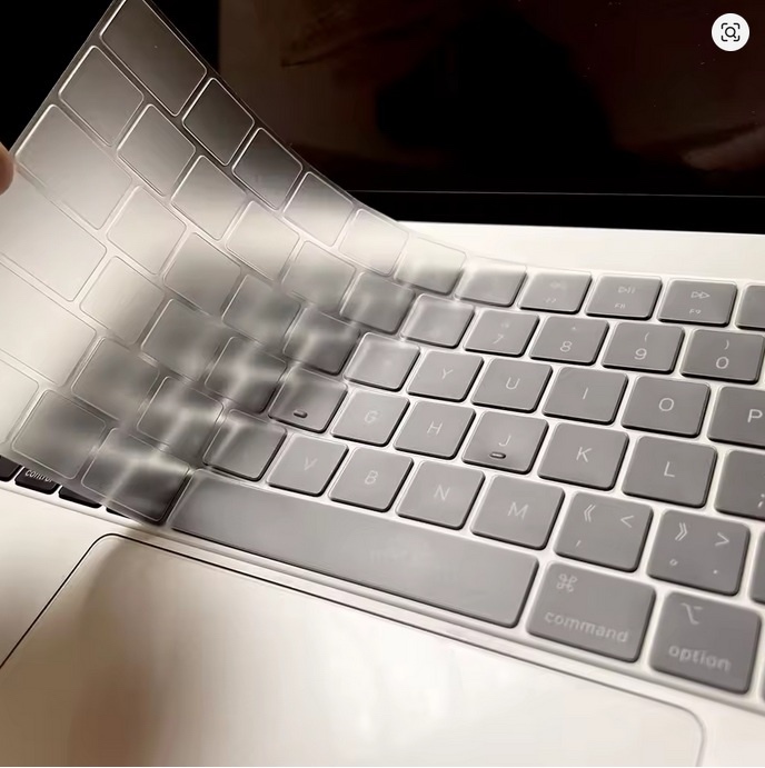 Predám silikonový kryt klávesnice - Macbook pro, Macbook Air - 2