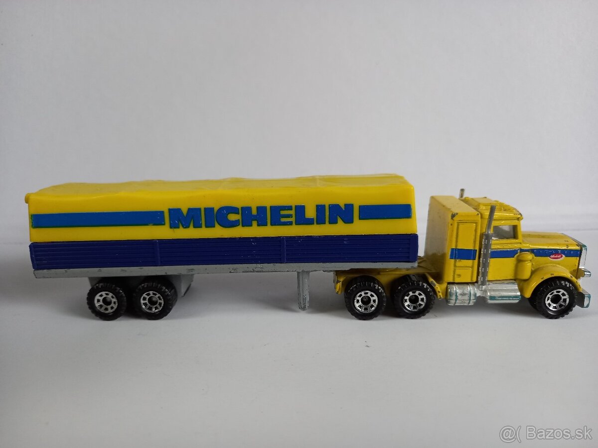 MATCHBOX CONVOY - PETERBILT MICHELIN - 2