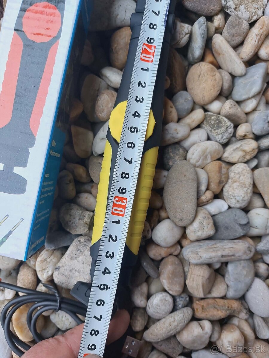 LED dielenská baterka , magnetická - 2