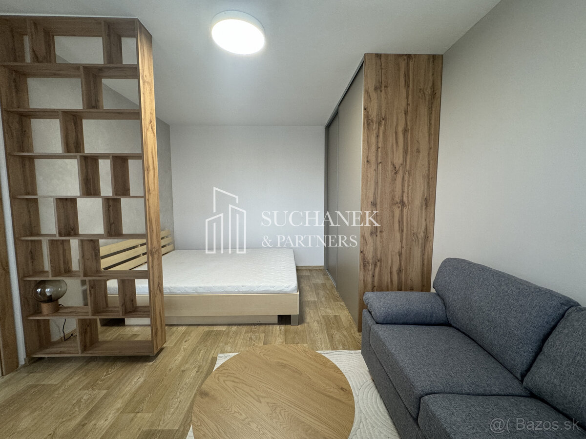 Prenájom | 1 izbový byt neďaleko centra mesta Partizánske - 2