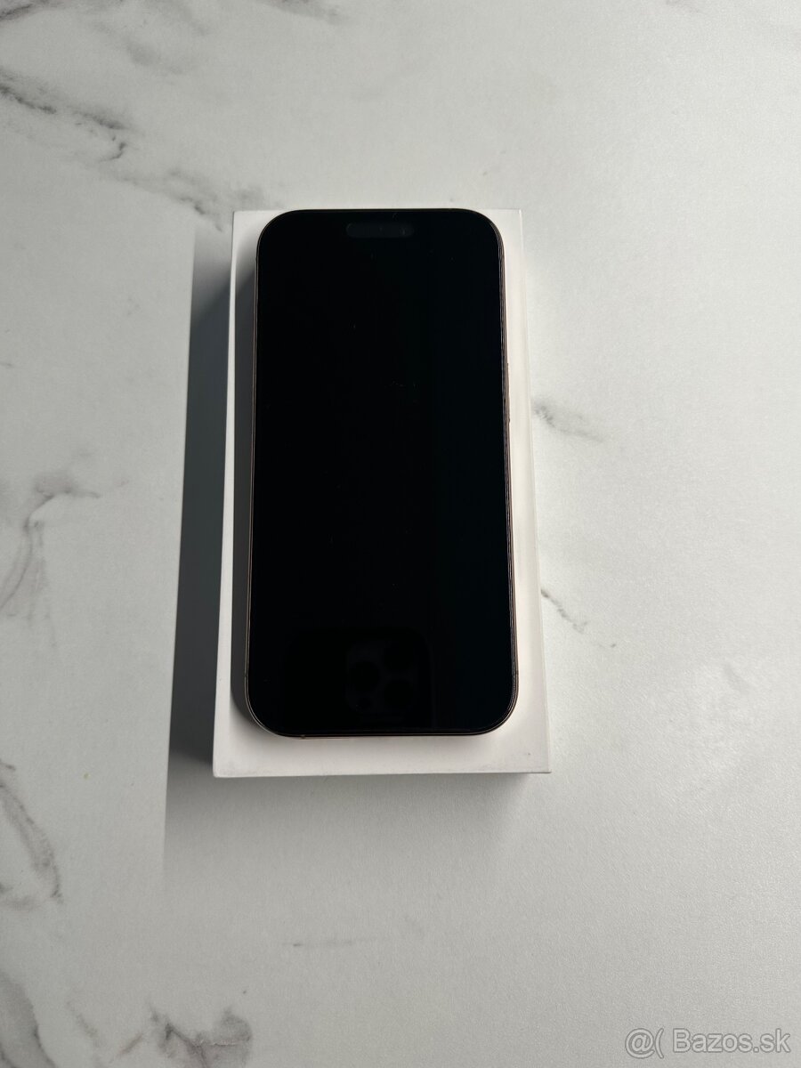 Predám iPhone 16 Pro 128GB púštny titán - 2