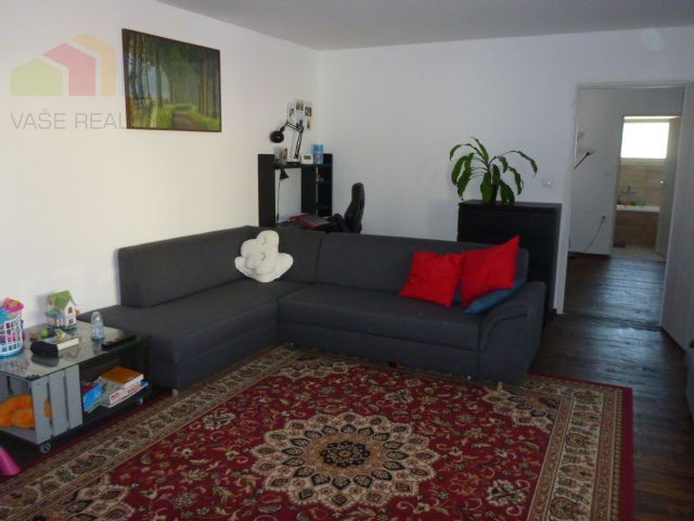 Obchodný a kancelársky priestor Ilava - Námestie, 60 m2 - 2