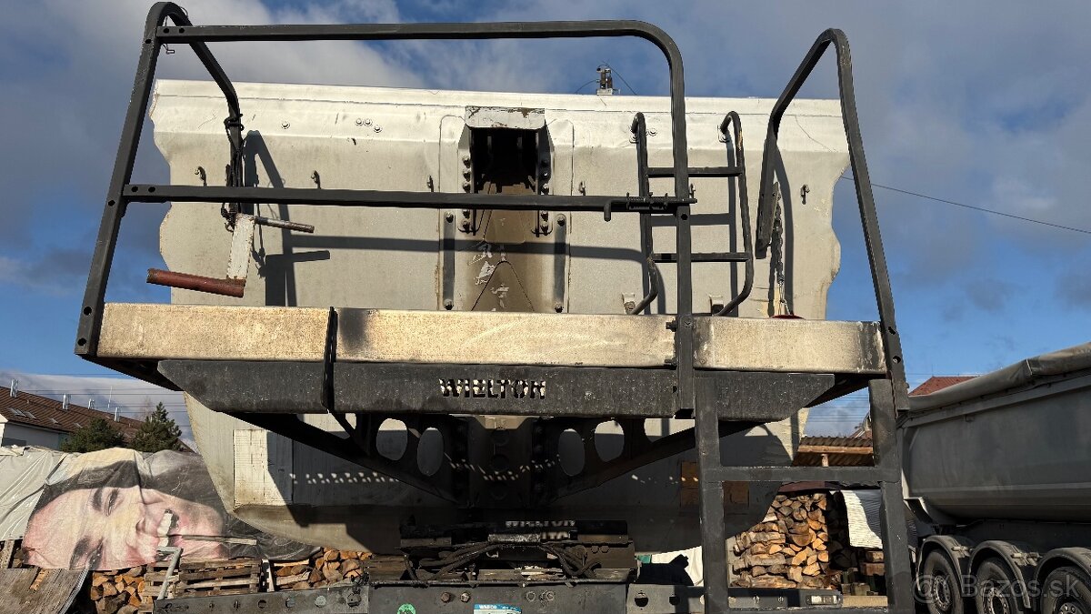 Predám korbu na sklápaci náves Wielton - 2