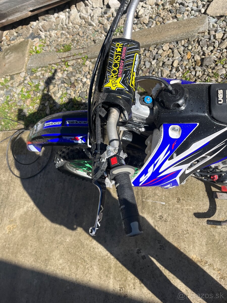 Yamaha yz250F - 2
