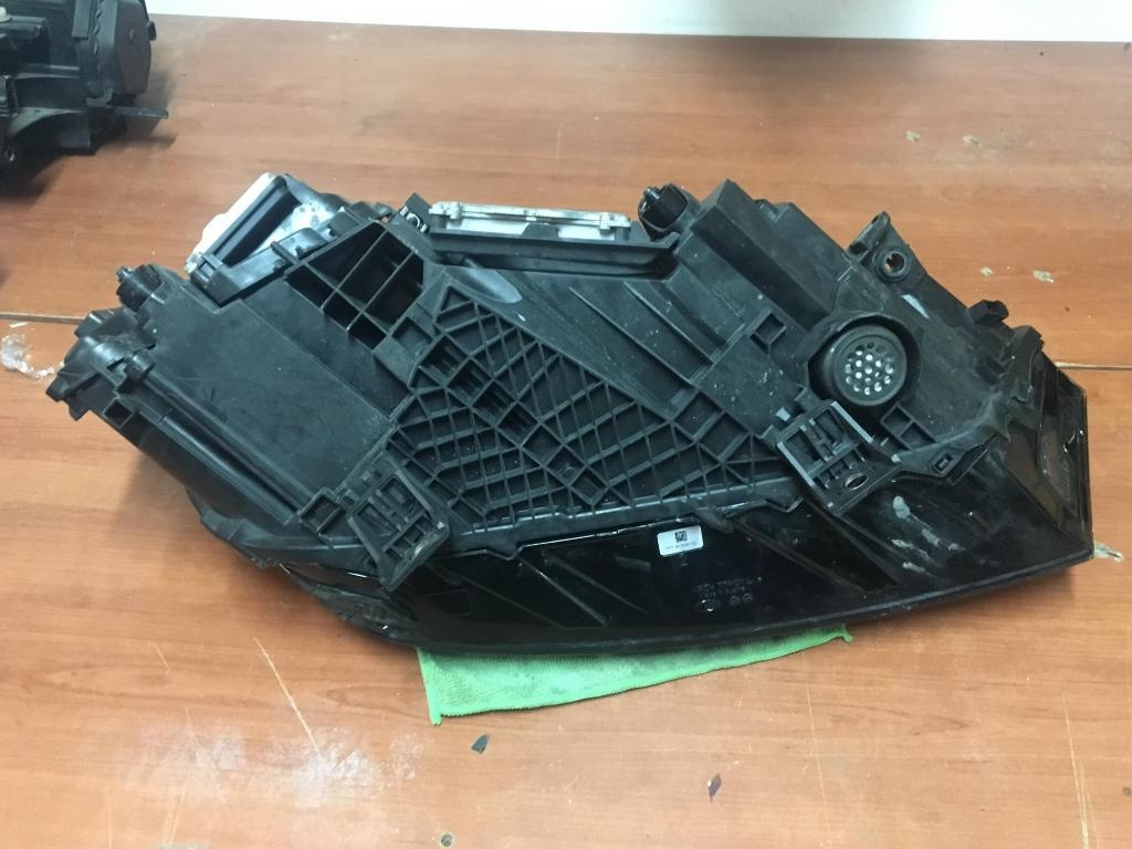 AUDI Q7 4M 2018- ĽAVÉ PREDNÉ SVETLO - 2