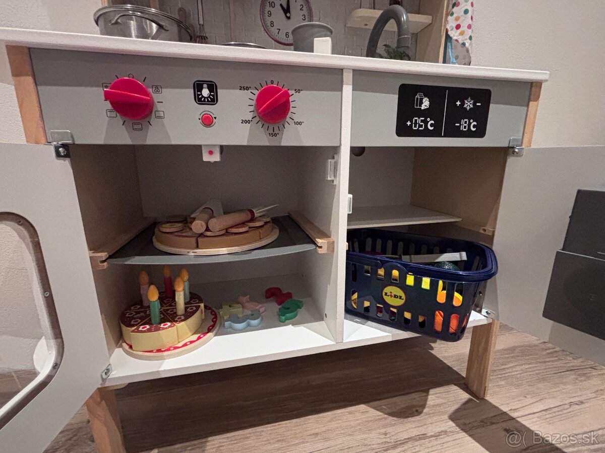 Drevena kuchynka Lidl - 2