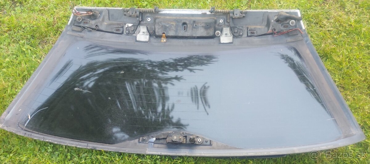 Bmw e46 touring - okno kufra - 2