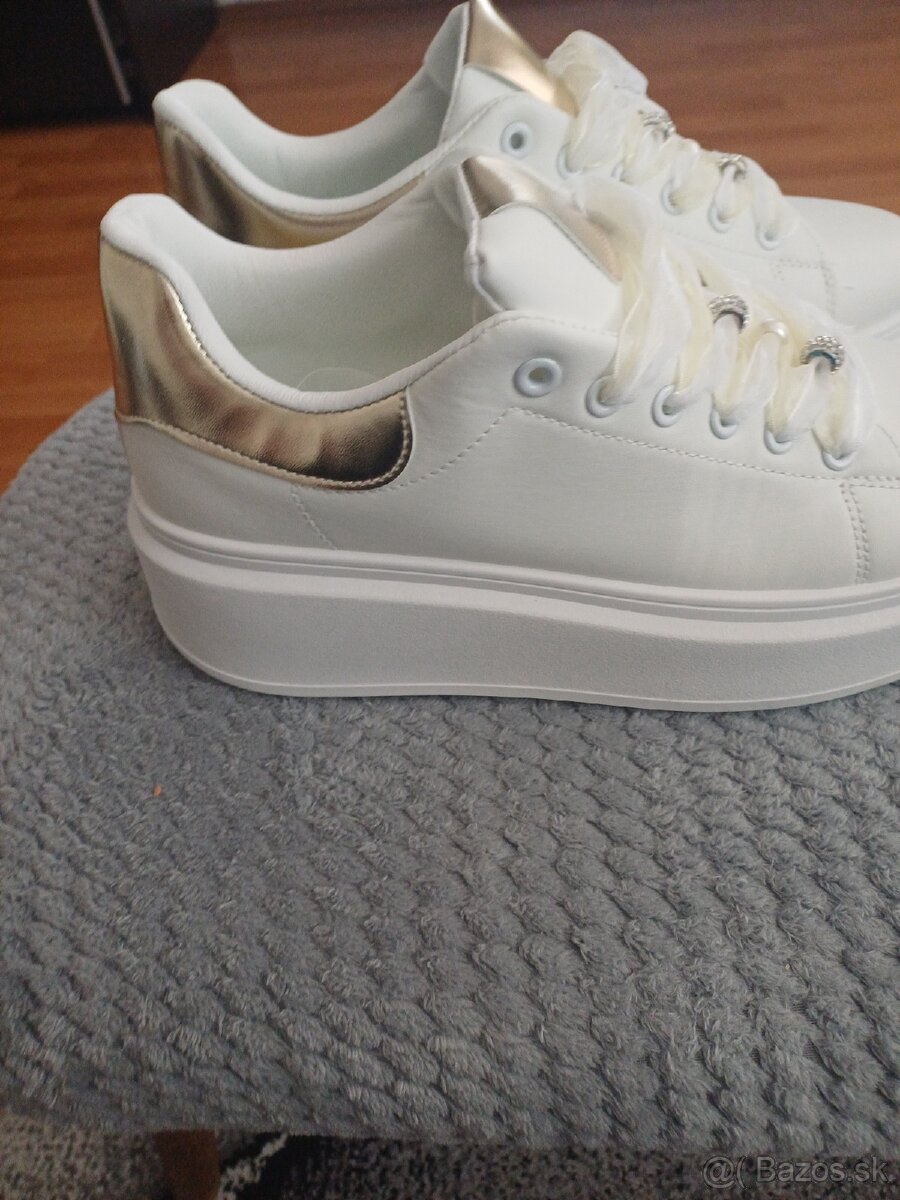 Botasky na platforme - 2