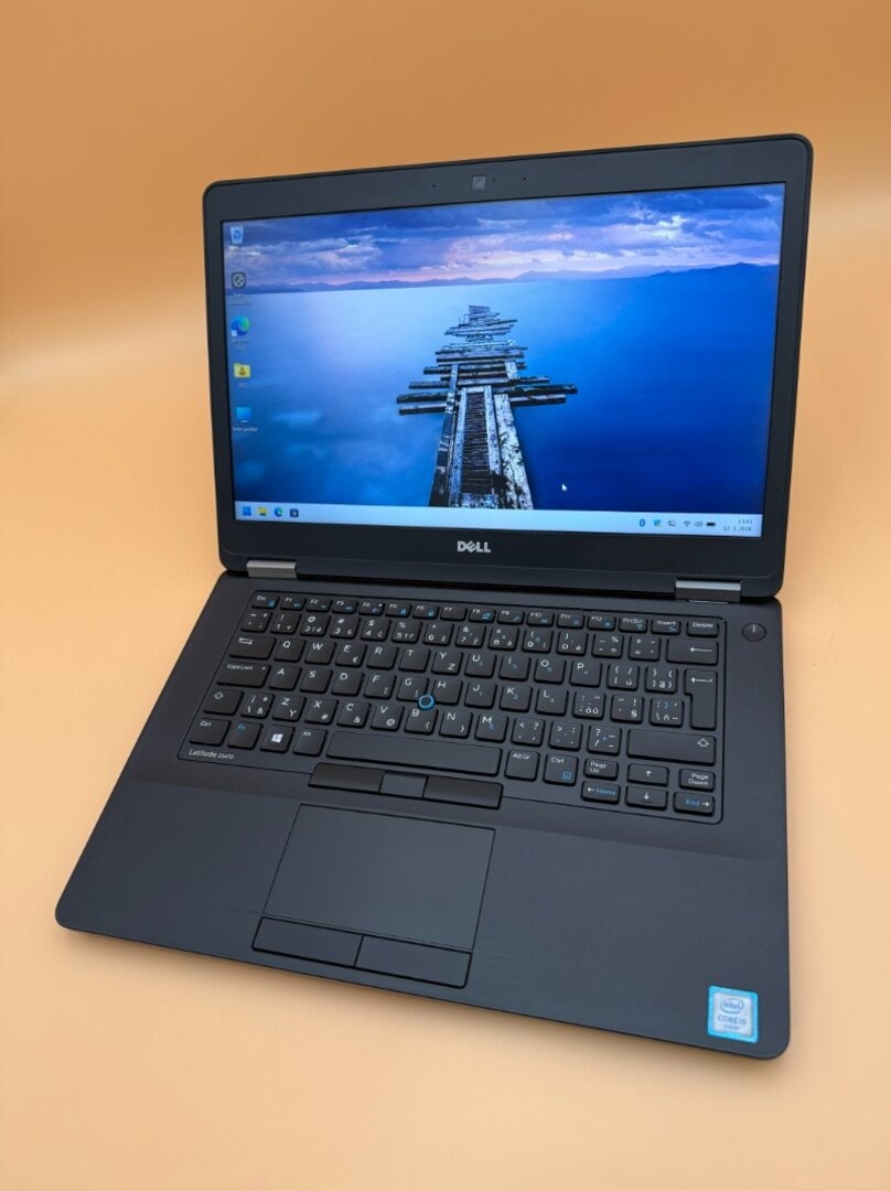 Notebook Dell Latitude E5470 / i5 / 8GB RAM / 256GB SSD - 2