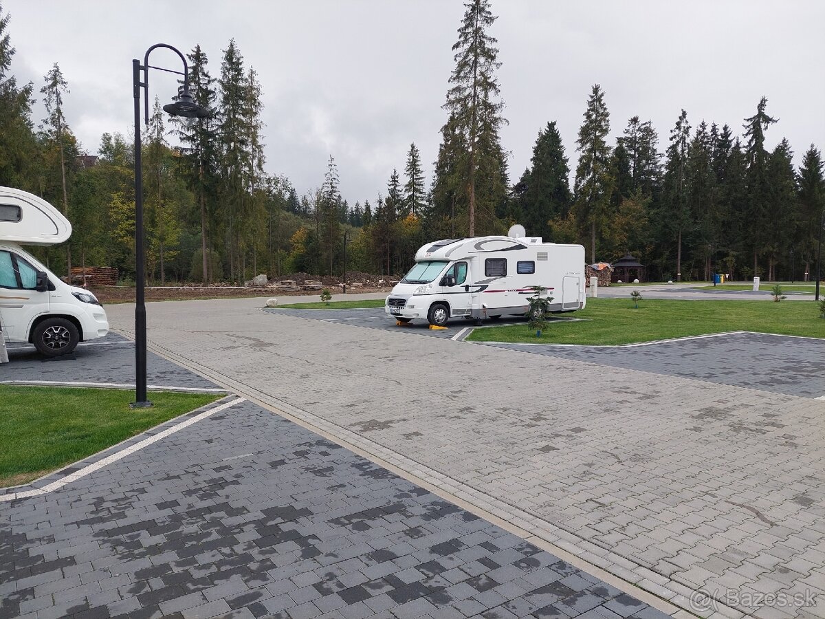 Obytný automobil ADRIA M680SP Matrix 2,3l/96kW - 2