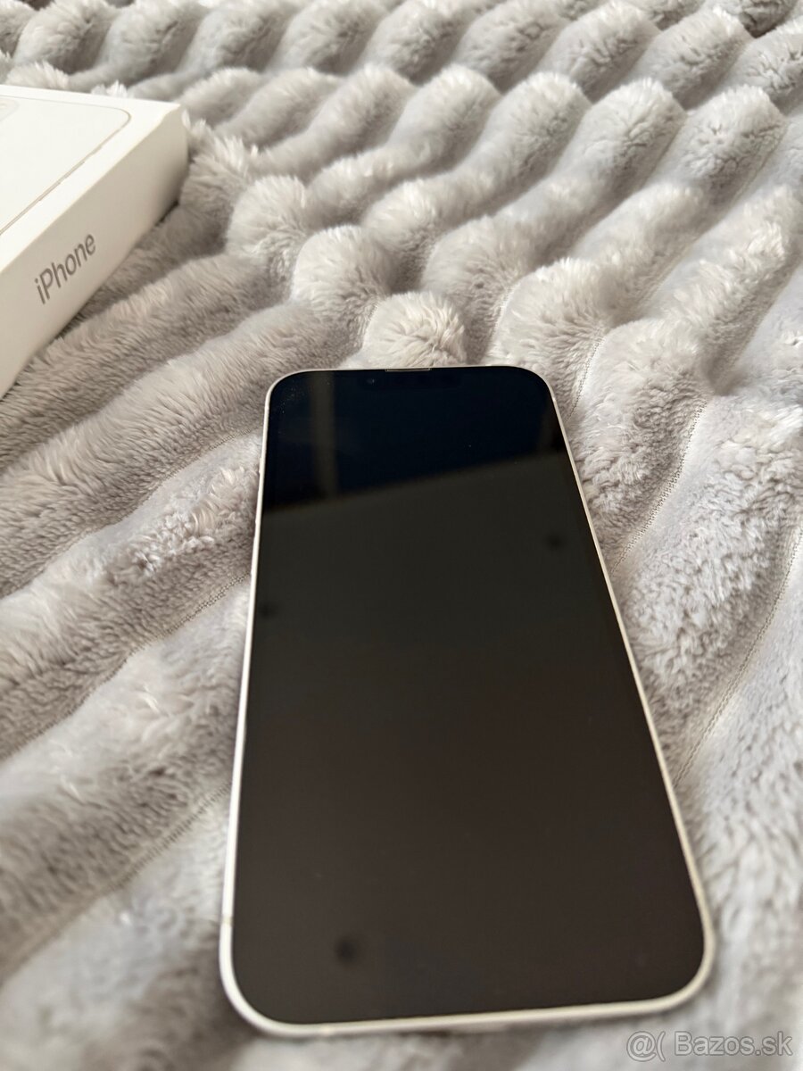 Apple iPhone 13 128GB Silver - 2