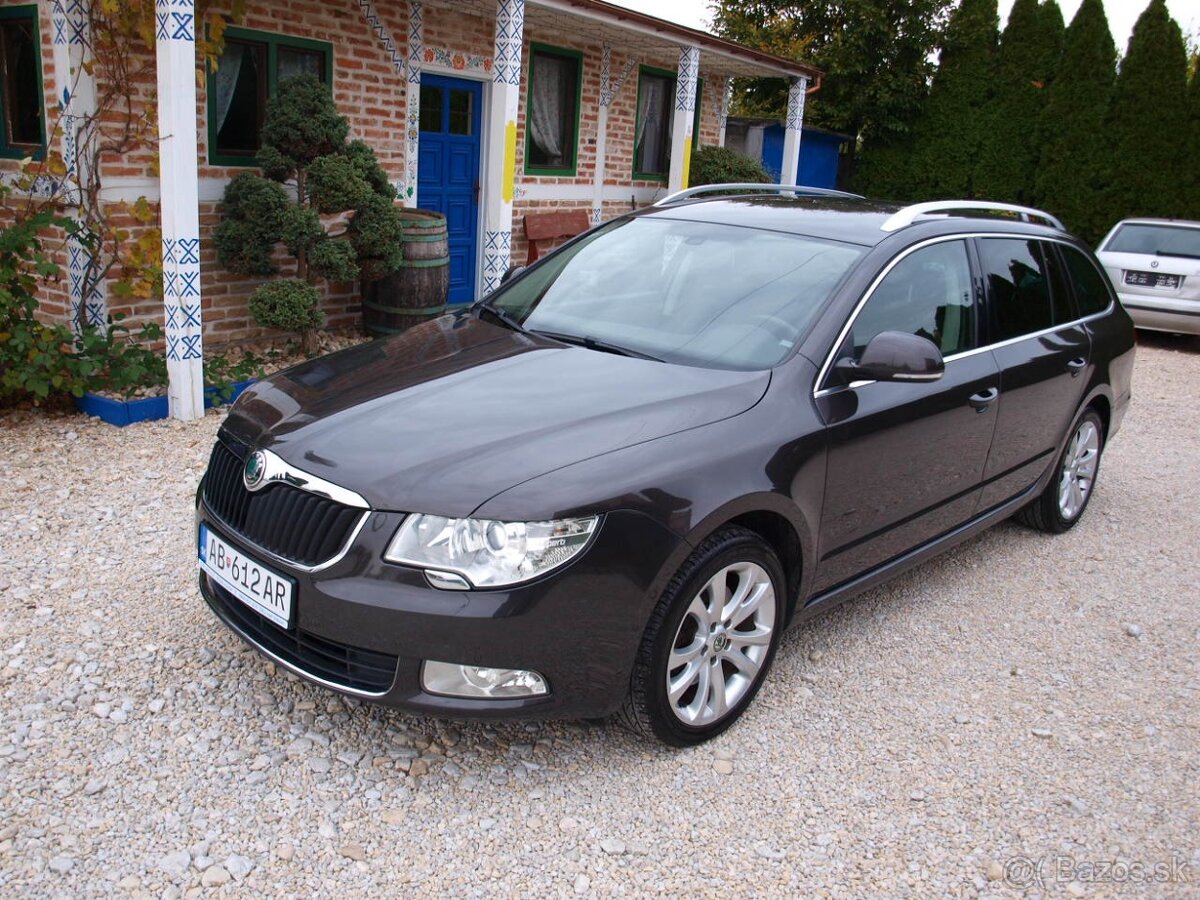 Škoda Superb Combi 1.4 TSI Elegance - 2