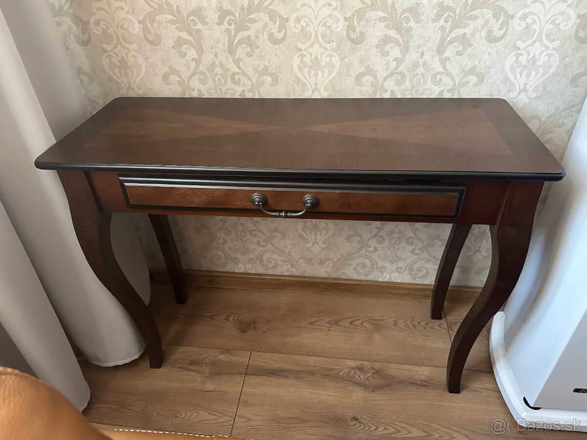 Toaletný stolík - 2