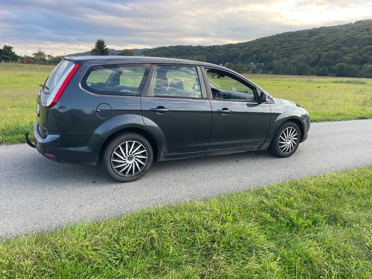 FORD FOCUS combi 1.6 tdci - 2