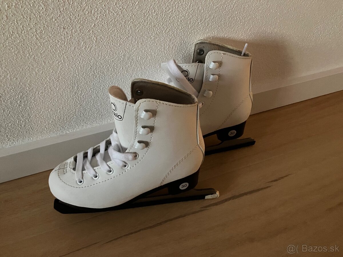 Dievcenske korcule - 2