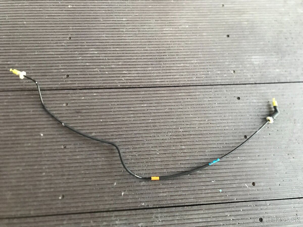 Peugeot 508 spojkové potrubie - 2