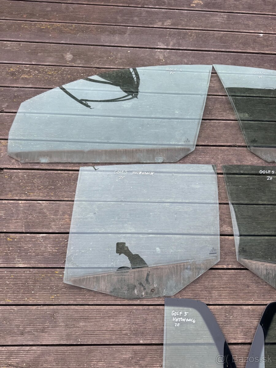 Sklá dverí VW Golf V hatchback - 2