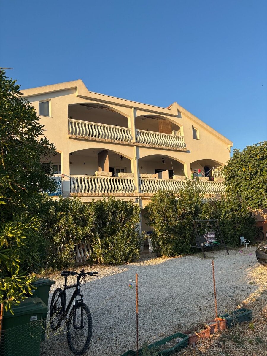 Chorvátsko, pekný apartmán na VIRe - 2