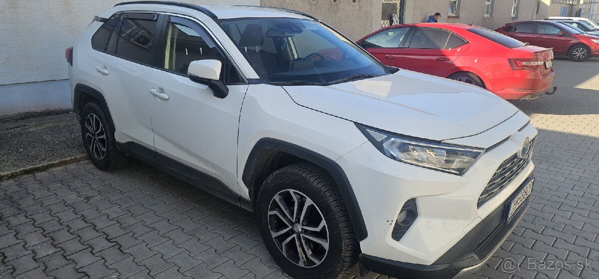 Predám Toyota RAV4 - 2