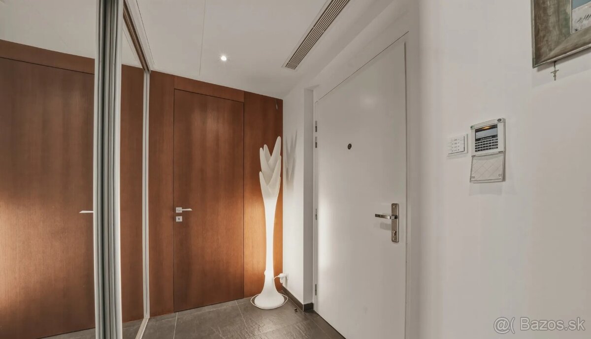 2iz luxusný, priestranný byt na nábreží Dunaja – foto 2