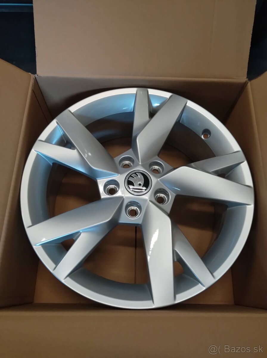 17" zimná sada ŠKODA OCTAVIA 4 originál. - 2