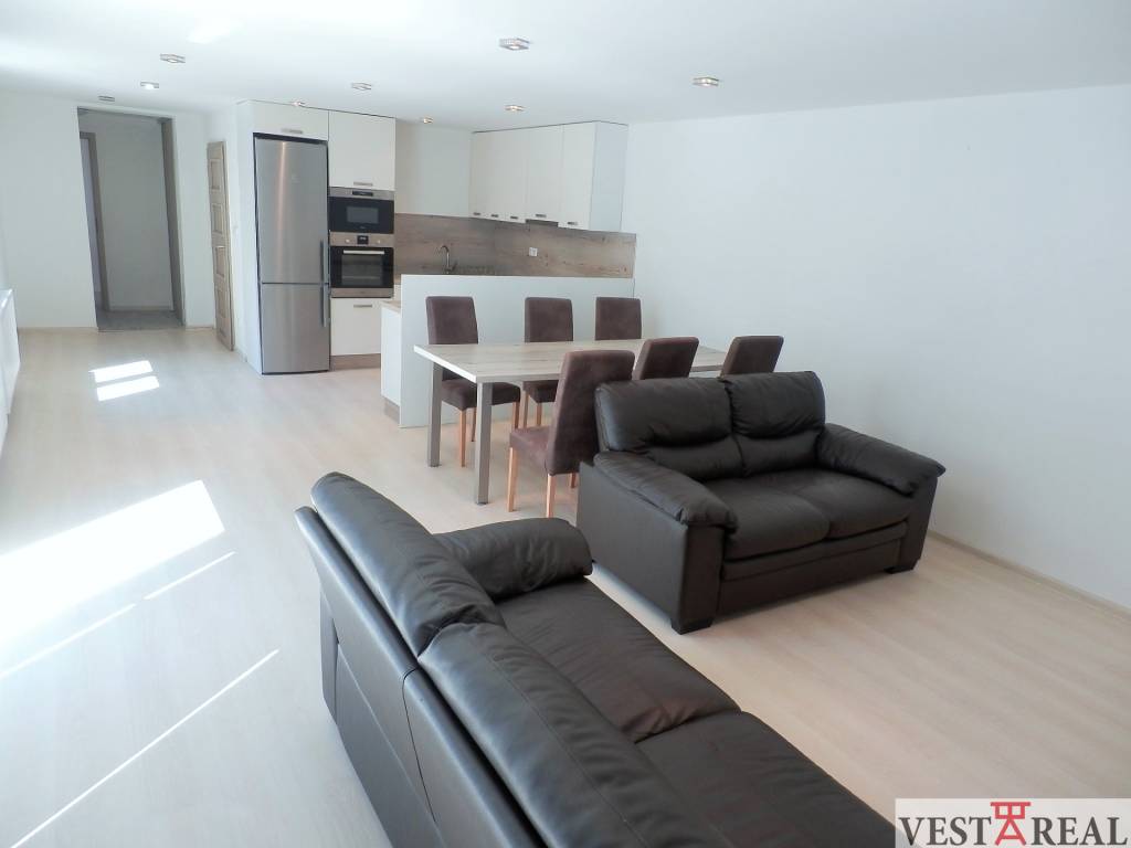 Na prenájom bytová jednotka 4+1 Trnava, Jeruzalemská - 2