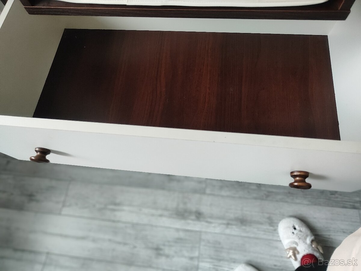 Komoda s prebaľovacím pultom - 2