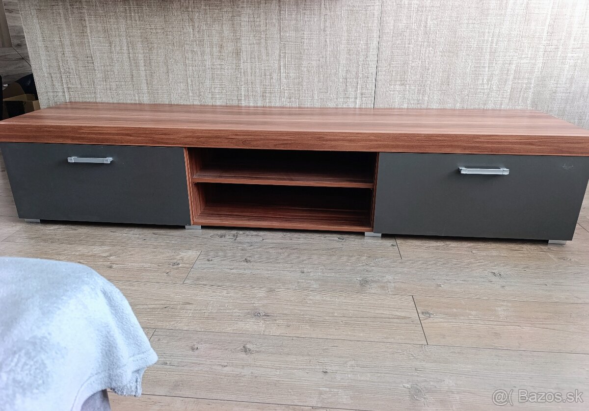 Komoda pod tv - 2