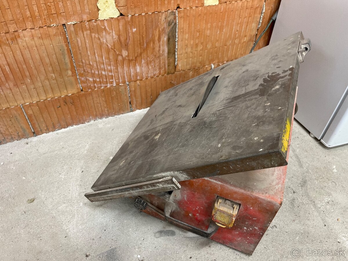 Rezačka na dlažbu - 2