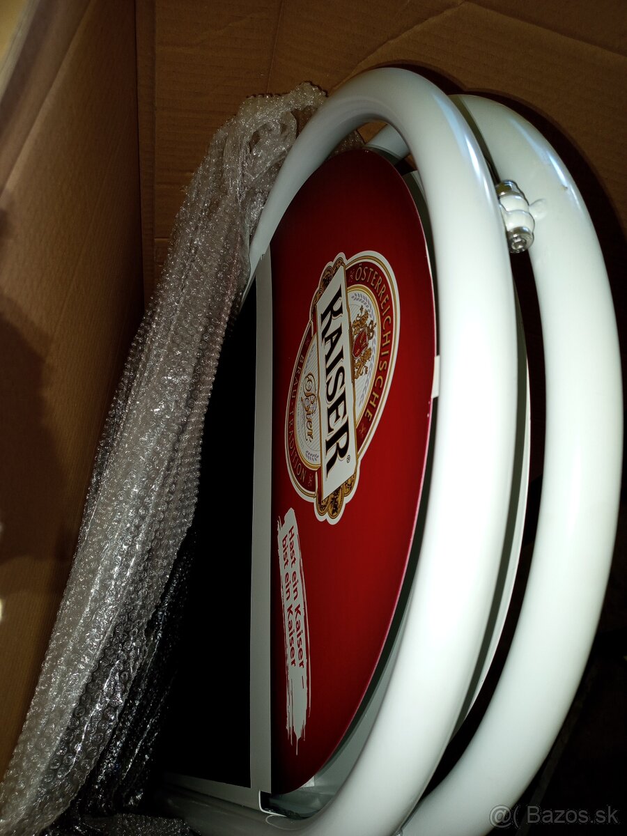 Reklamná tabuľa pred krčmu - 2